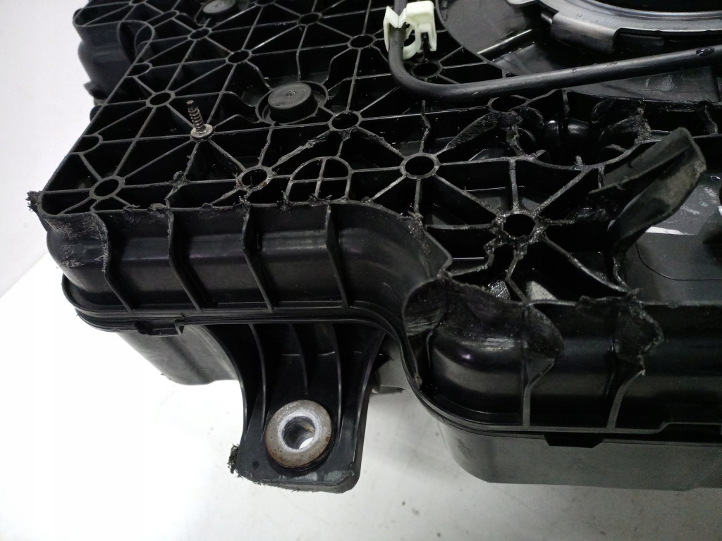 фото №3, Kompletny бак adblue renault master iv 237g00270r