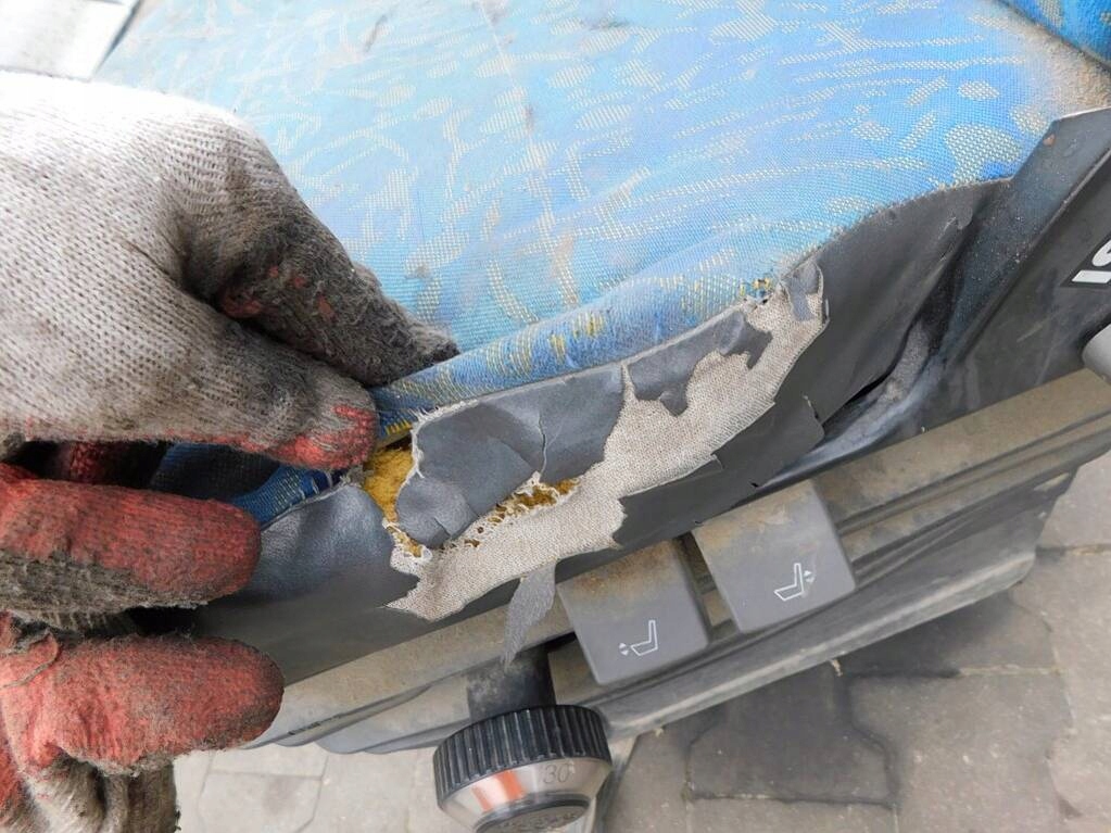 фото №8, Iveco daily 35s13 2001r - сиденье левый водителя