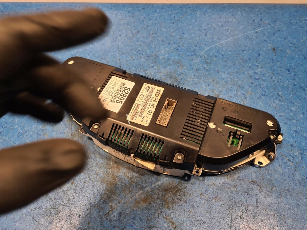 фото №9, Audi a6 c6 2.7 tdi счетчик 4f0920933j