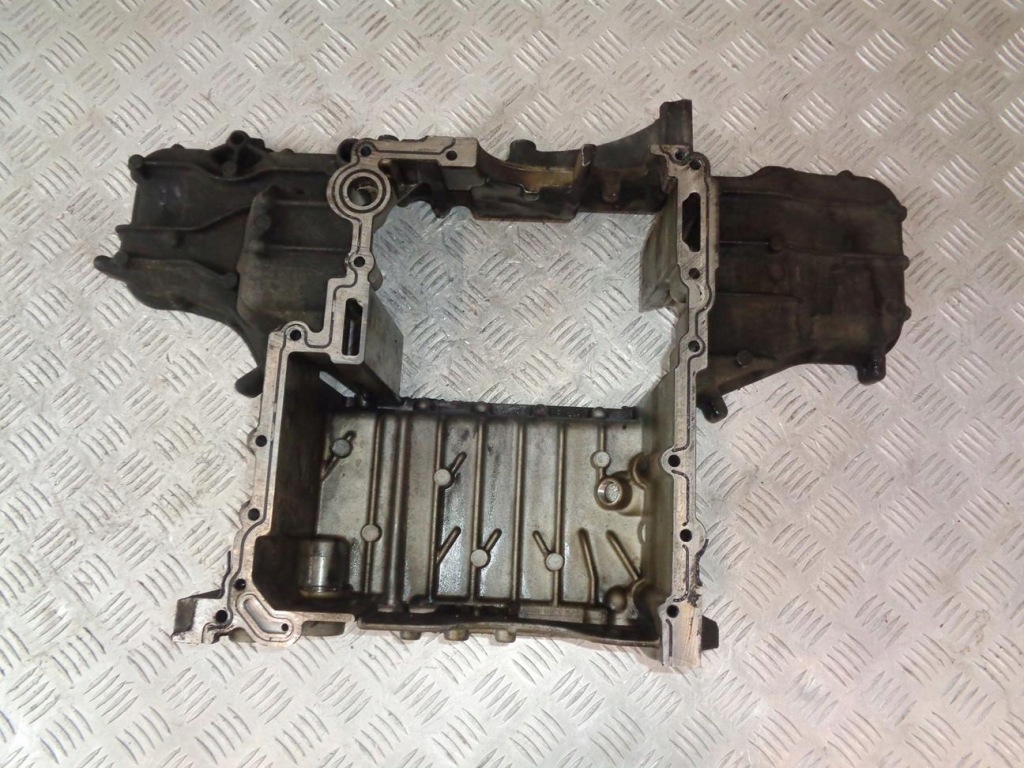 Купити Піддон піддон масляна верхній audi a6 c6 2.7 3.0 tdi bmk bpp