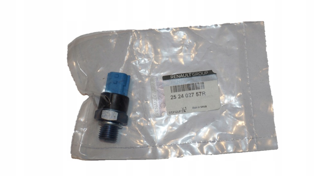 Купить Штекер датчика давления масла 2008- renault megane scenic master dacia