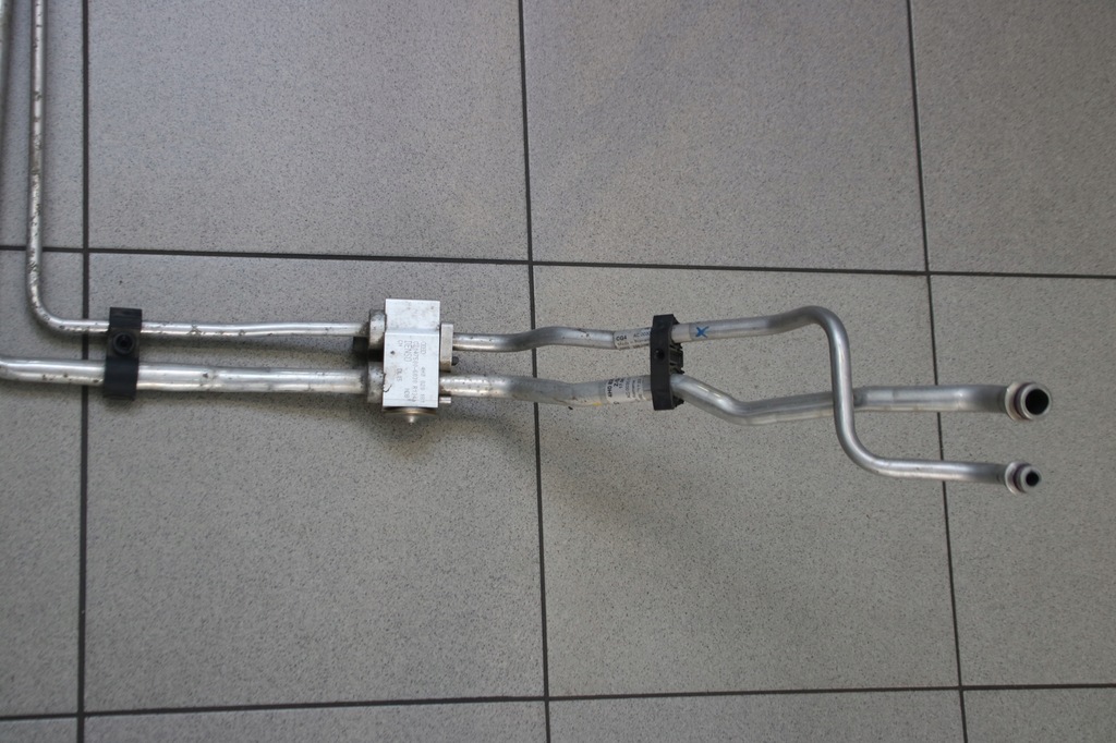 фото №5, Audi a8 d4 4h труба wąż шланг кондиціонера 4h0820725