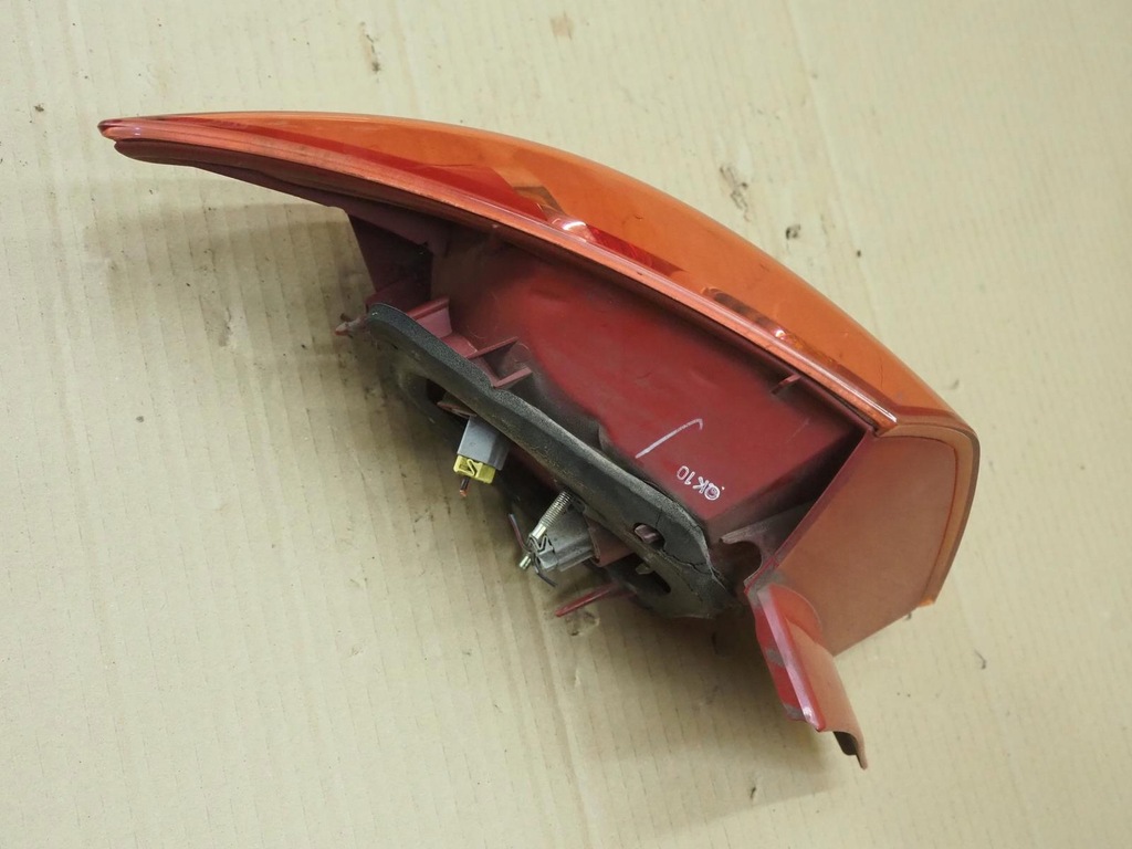 фото №10, Лампа права задня задня mazda 3 1 i bk hb 5d 04r