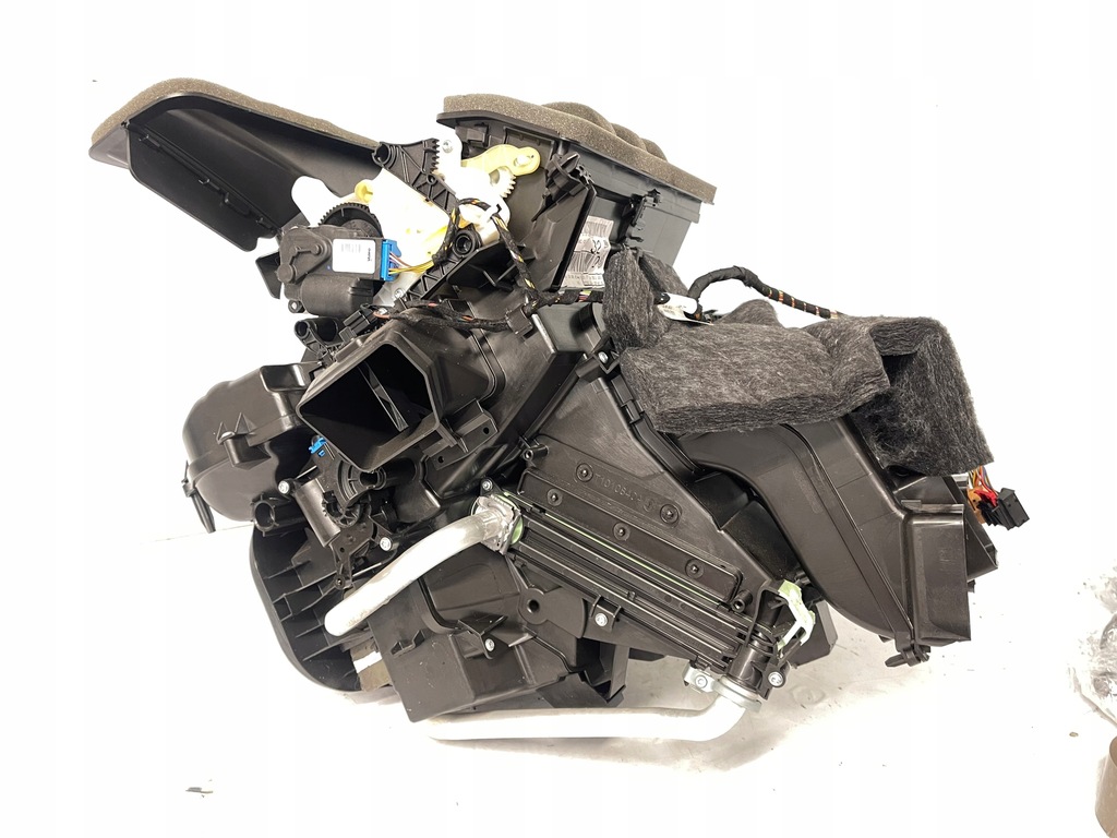 фото №13, Комплектна обігрівач vw golf vii audi a3 8v 5q1820005al europa