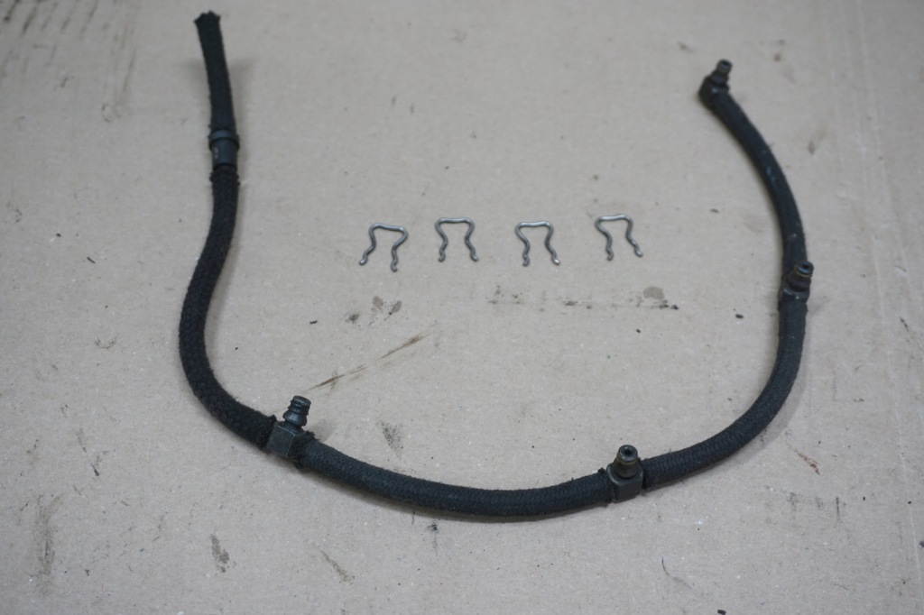 фото №1, Kia sorento i молдинг сливная шланг топлива 2,5 crdi ,,d4cb" 05r