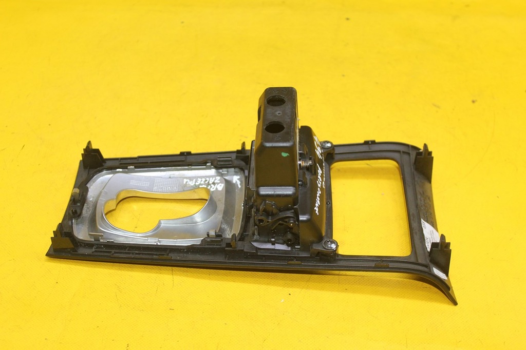 фото №10, Рамка тунель домкрата передач dekor porsche cayenne ii 7p5863324f 7p5857273