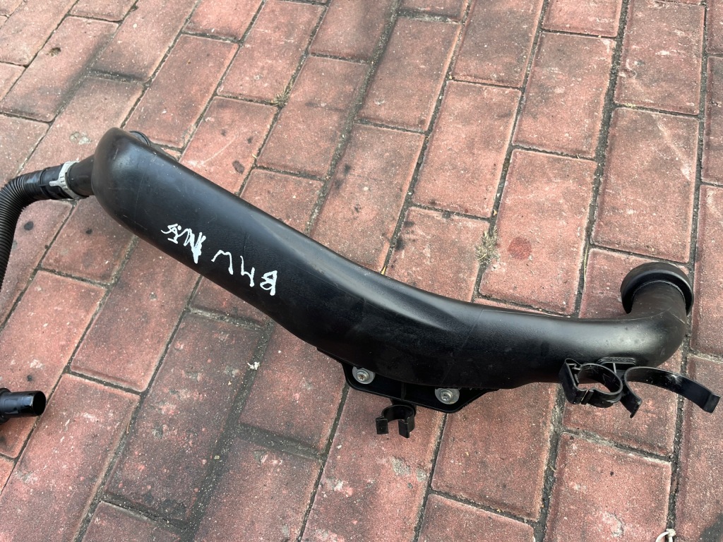 Купить Труба пабтрубок  шланг воздуха 7600002 7556549 bmw 3 e90 e91 3.0