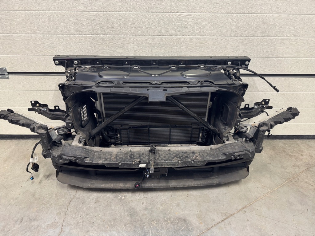 Bmw x6 g06 ремень капот laser крыло бампер перед радиатор комплект 475 в Украине