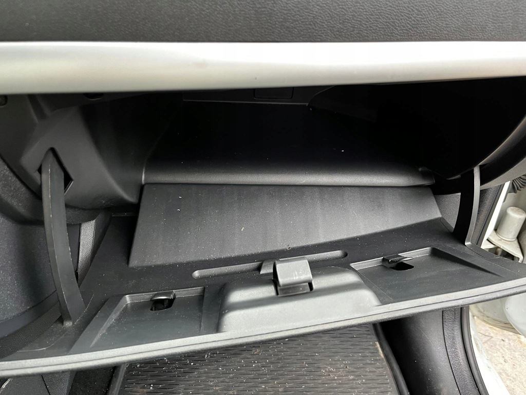 фото №3, Renaut clio iii lift бардачок