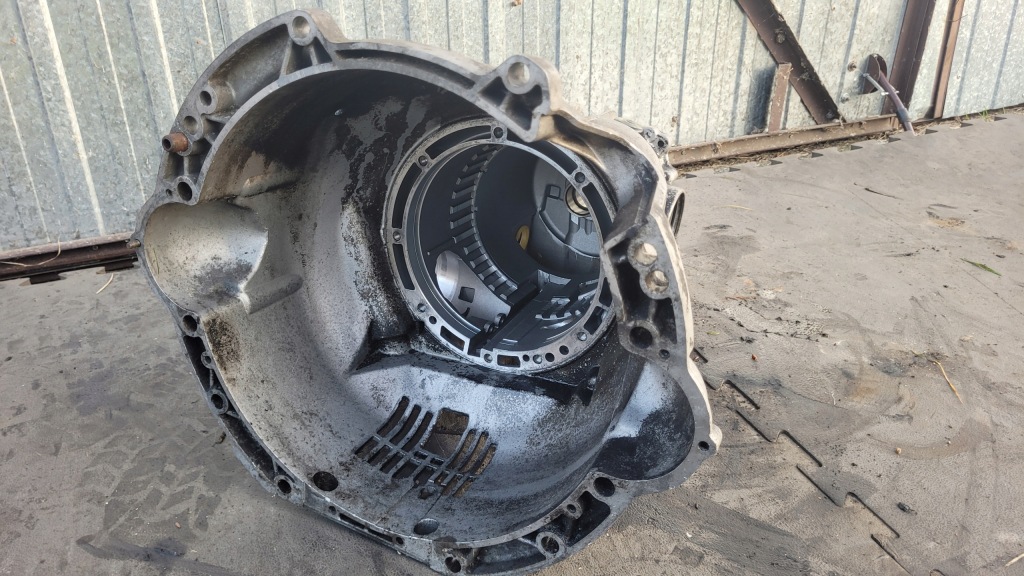 Mercedes r107 sl w126 560 коробка передач передач автоматична корпус 1262713701 Київ