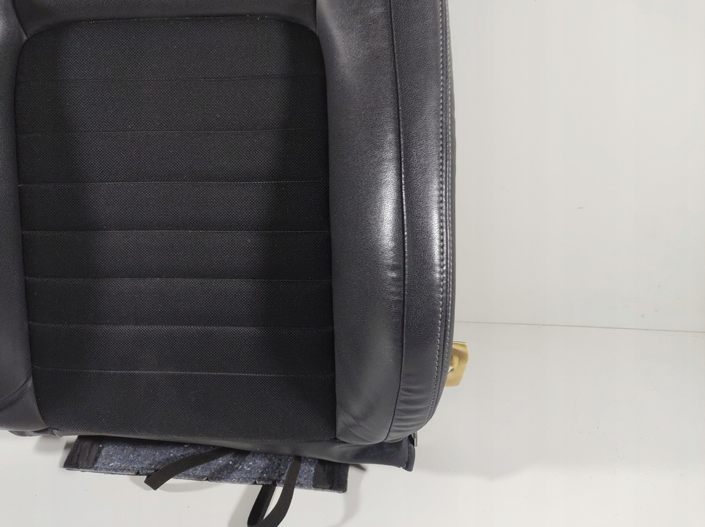 фото №6, Lexus is300h 13r спинка сиденье правое