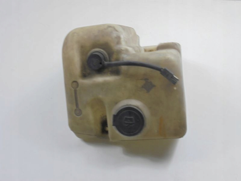 фото №5, Alfa romeo 75 бачок розпилювача