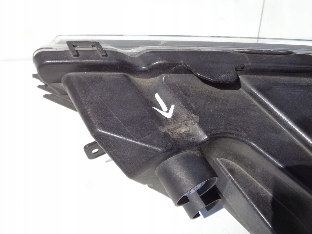 фото №3, Skoda rapid 5ja противотуманная фара led правый 5ja941700c