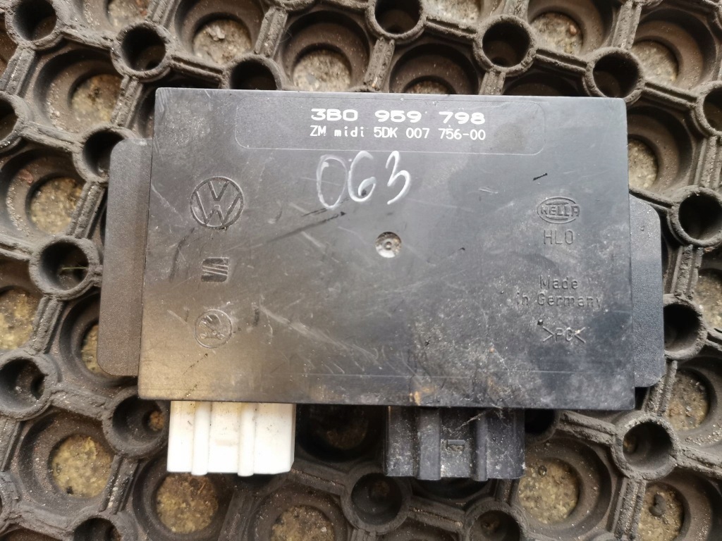 фото №1, Модуль комфорту vw оригінальний номер 3b0959798