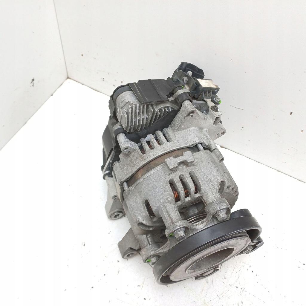 фото №1, 2020 land rover evoque ii генератор k8d211a240ab