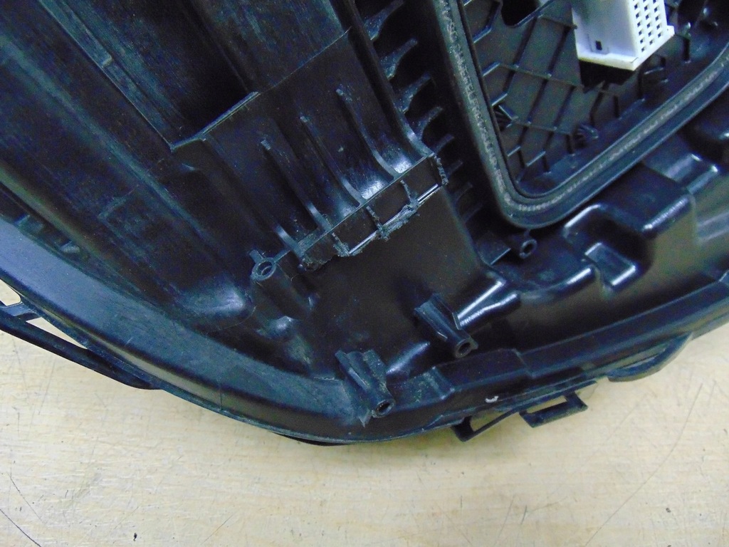 фото №15, Лампа левая перед mercedes w213 a2139068309 europa