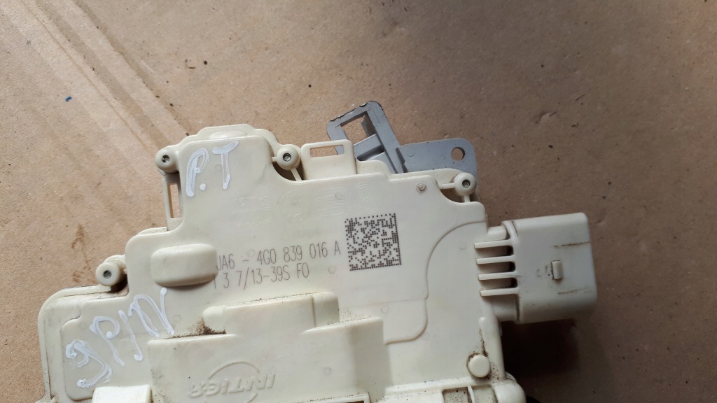 фото №4, S7 4g a7 замок дверь правый задняя 9 pin a6 c7 s6