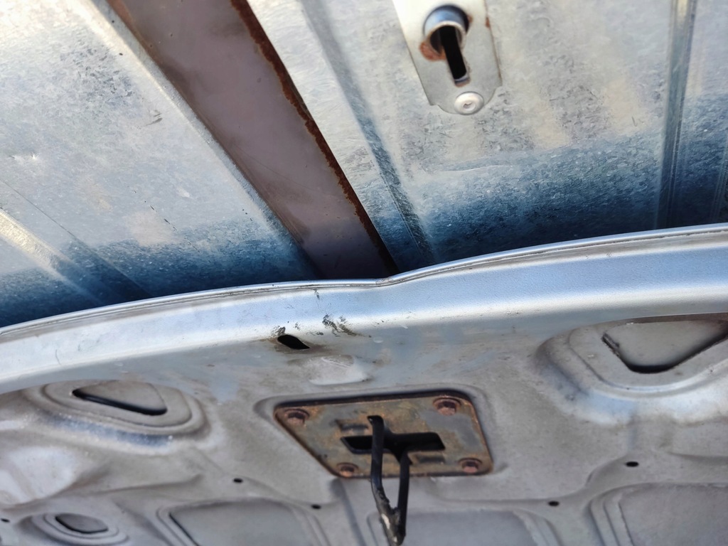 фото №10, Капот ford fiesta mk6 orygilalny лак 02-05