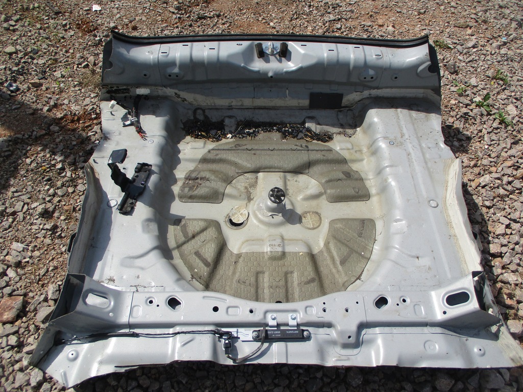 фото №1, Hyundai ix35 2010- pas задний пол