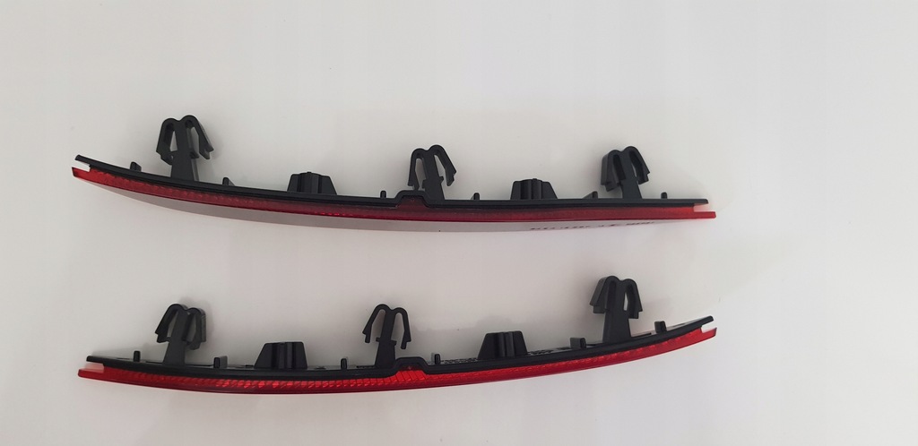 фото №1, Bmw отражатель бампера левый задняя 8075977