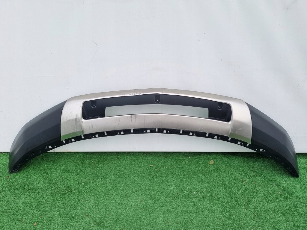Купити Cadillac xt5 накладка спойлер бампера перед передній 23146566