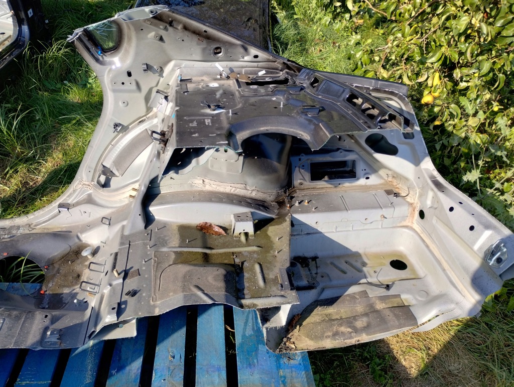 фото №3, Чверть крила задня правий maserati quattroporte vi