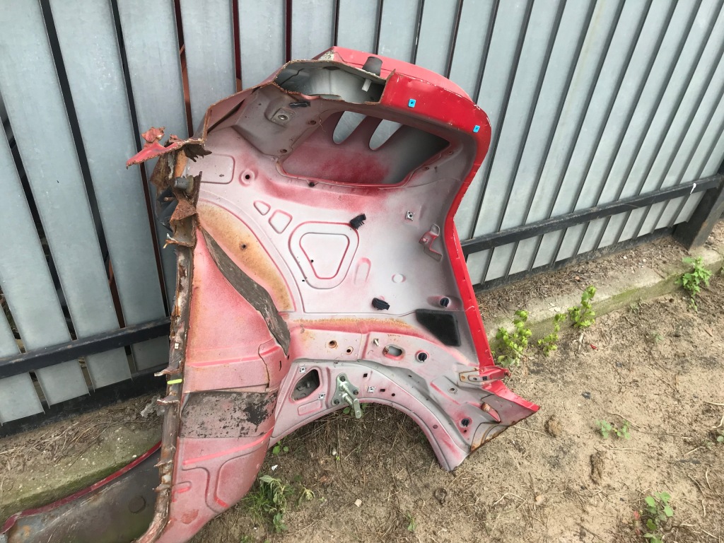 Четверть ниша крыло задняя капот крышка багажника дверь brava Цена