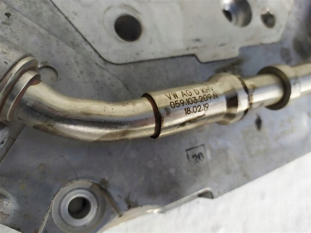 фото №6, Корпус розподільного валу dhx audi q8 3.0 tdi 059103171dn