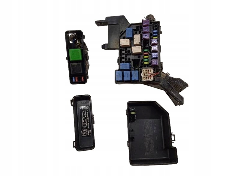 фото №1, Коробка предохранителей комплект renault megane iii 2008-