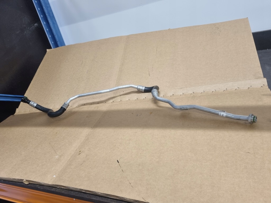 Bmw 8 m850ix g16 шланг радиатора масла 8673185 в Украине