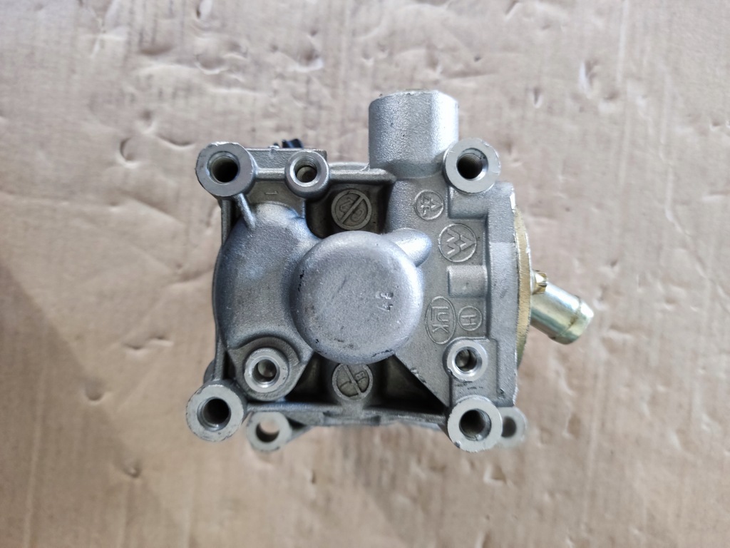 Насос гідравлічна підсилювача mercedes 1404602980 в Україні