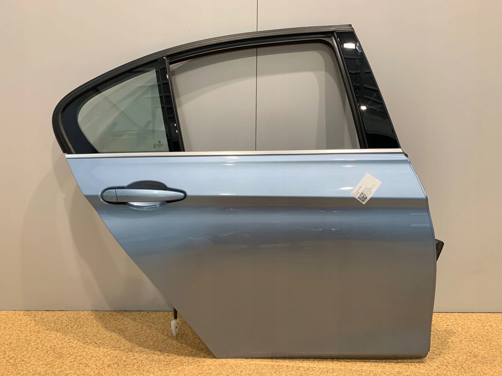 фото №1, Bmw 3 f30 дверь правый задняя idealne цвет b40