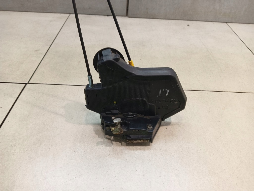 фото №2, Замок двері лівий задня toyota camry v 2.4 16v