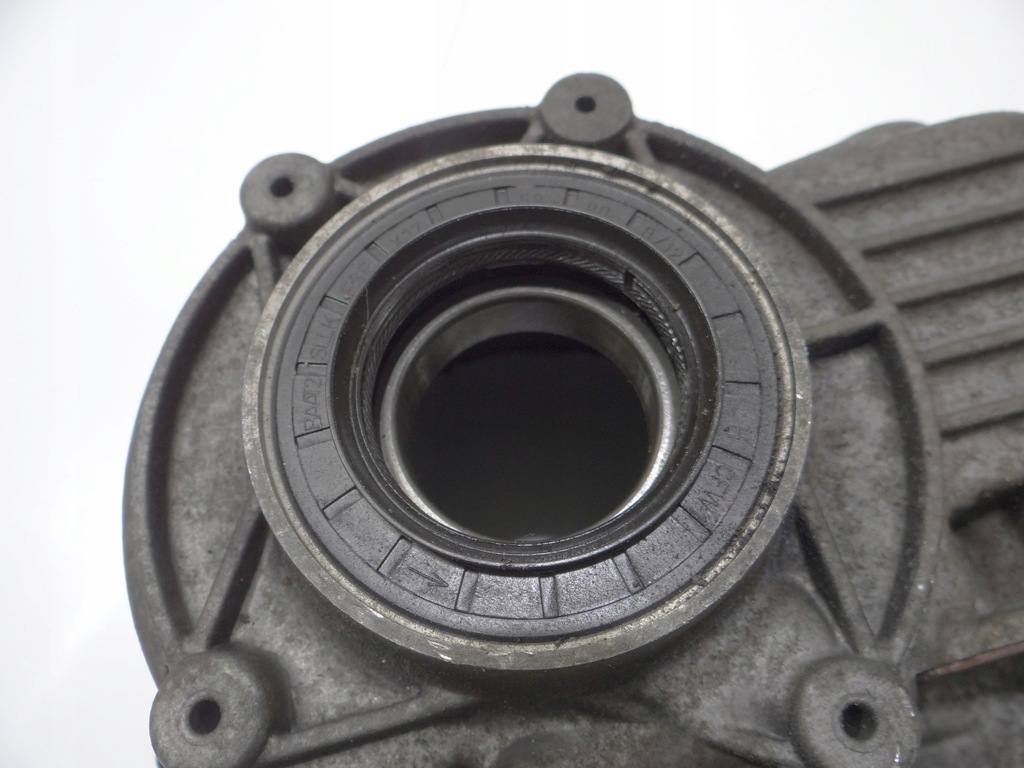 фото №10, Корпус задня коробки приладової панелі bmw x3 e83 14564474