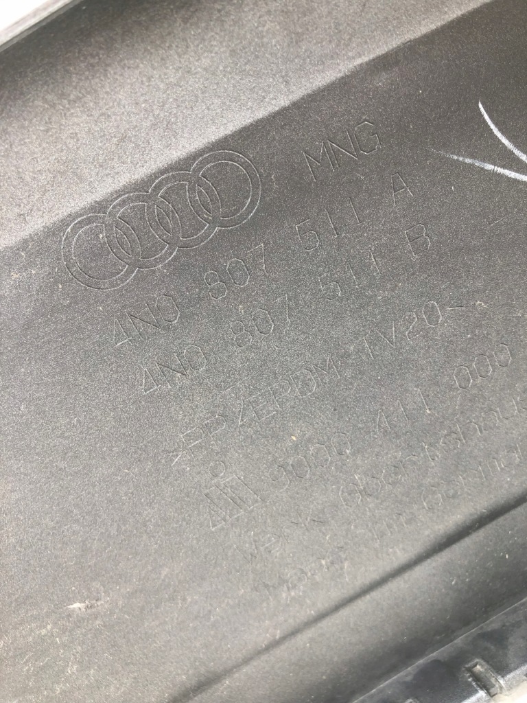 фото №12, Audi оригинальный номер 4n0807511a/b бампер