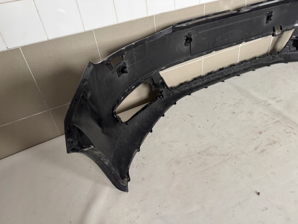 Vw sharan 7n 10r. - бампер перед передний 7n0807221a Киев