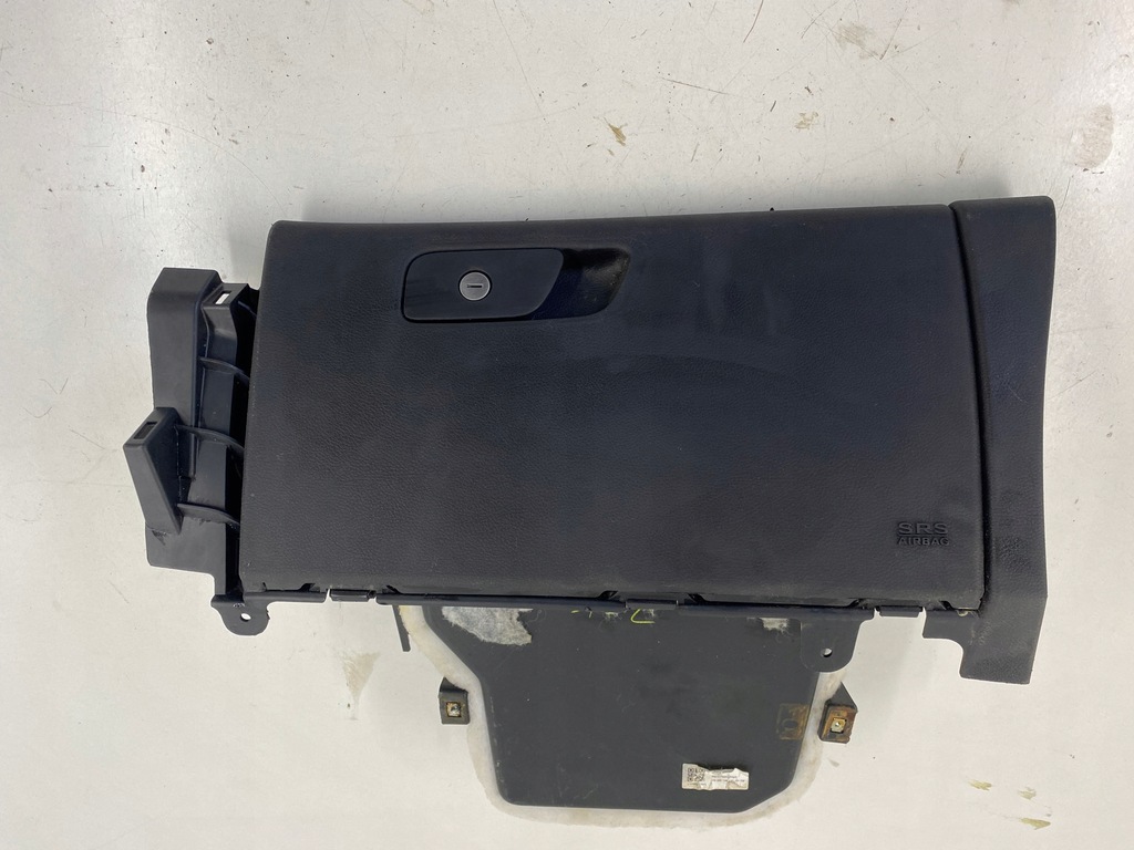 фото №1, Chrysler 200 2015- бардачок пасажира