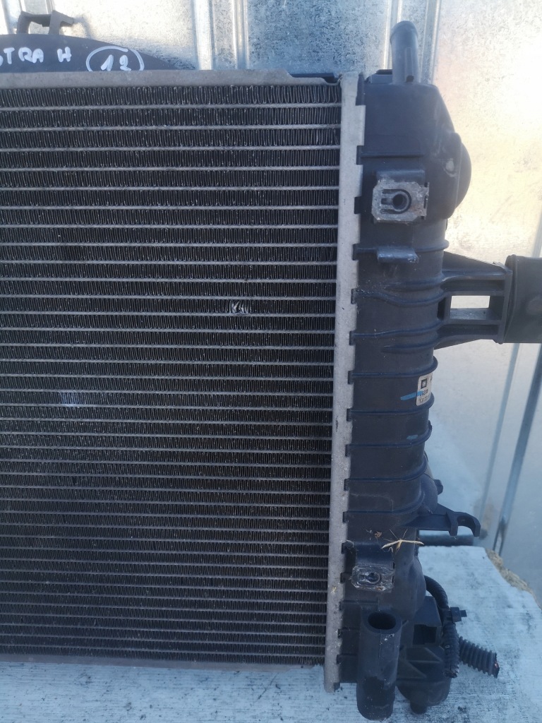 Радиатор воды вентилятор opel zafira b 1.6 бензин механическая коробка передач 05-08 Недорого