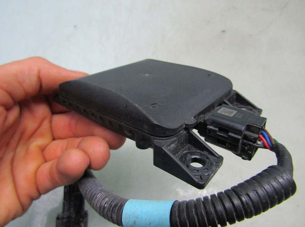 фото №7, E-soul soul ev iii 20r радар датчик мертвого pola правий задня 99150-k0100