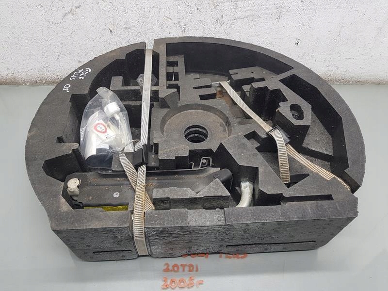 фото №1, Домкрат подъемник ключ клей вкладыш vw golf plus