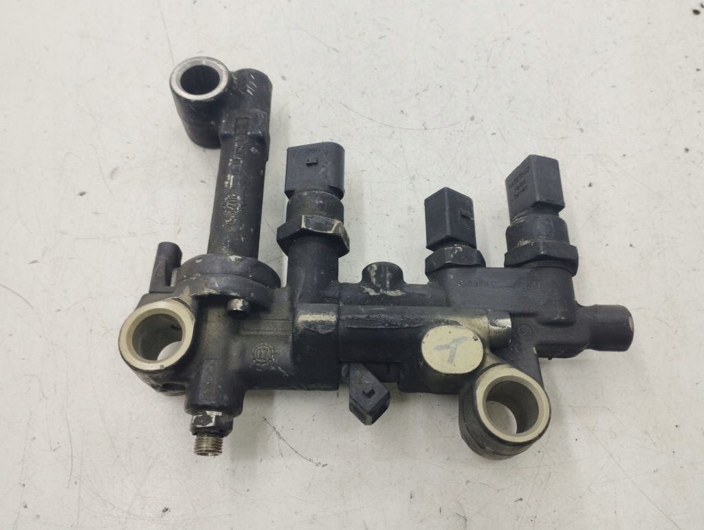 Mercedes-benz r w251 2008 шланг adblue a0001400539 Недорого