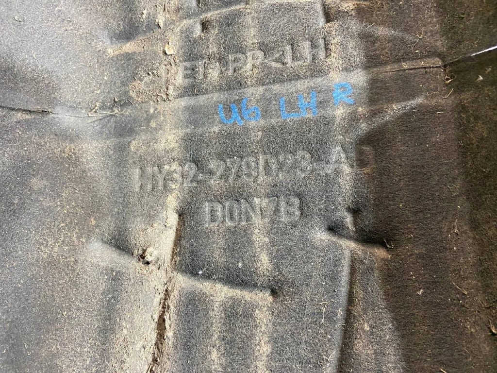 фото №3, Подкрылок левый задняя discovery v hy32-279d23-ad