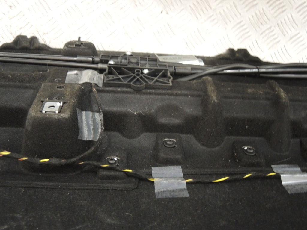 фото №7, Полка tyna + шторка mercedes s w222