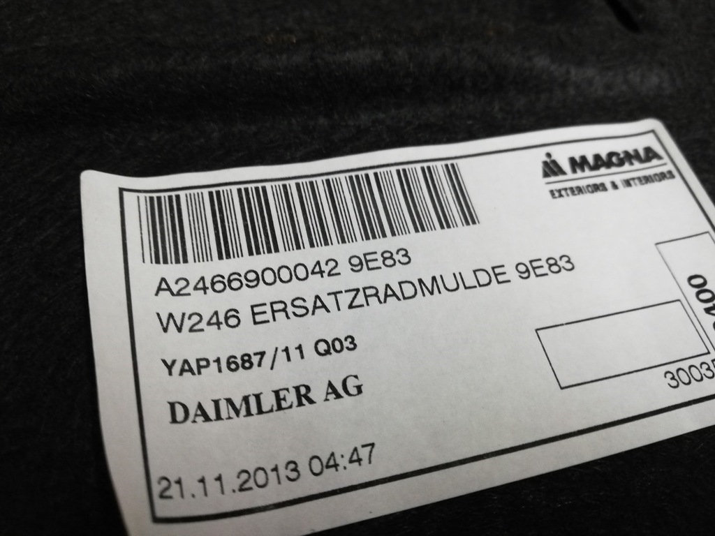 фото №8, Mercedes w246 обшивка багажника вкладыш