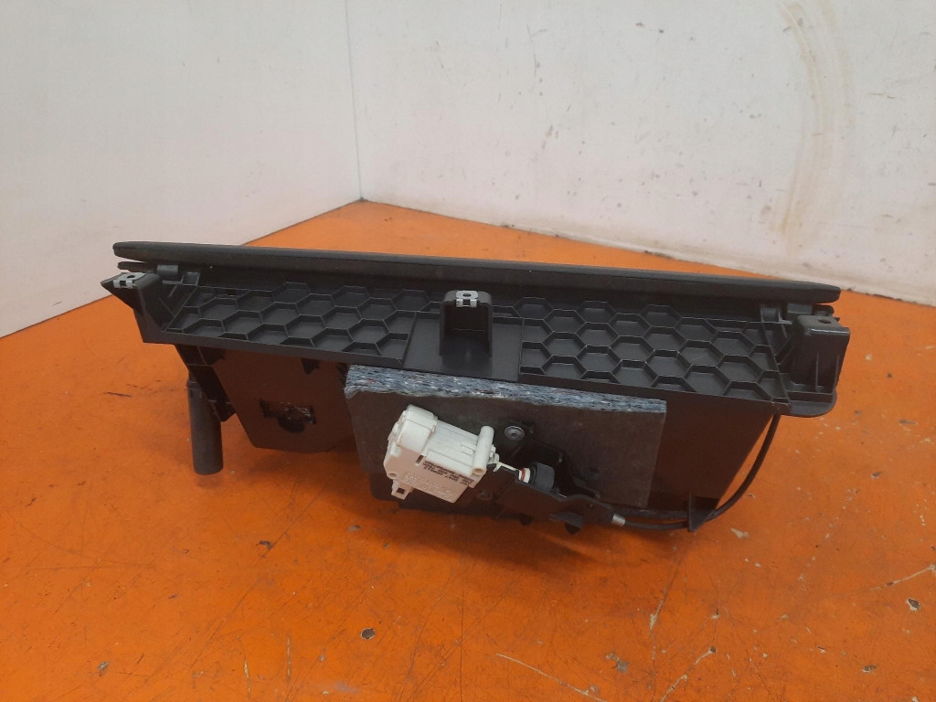 фото №8, Audi q7 4l 05-09 бардачок правый пассажира полка панели