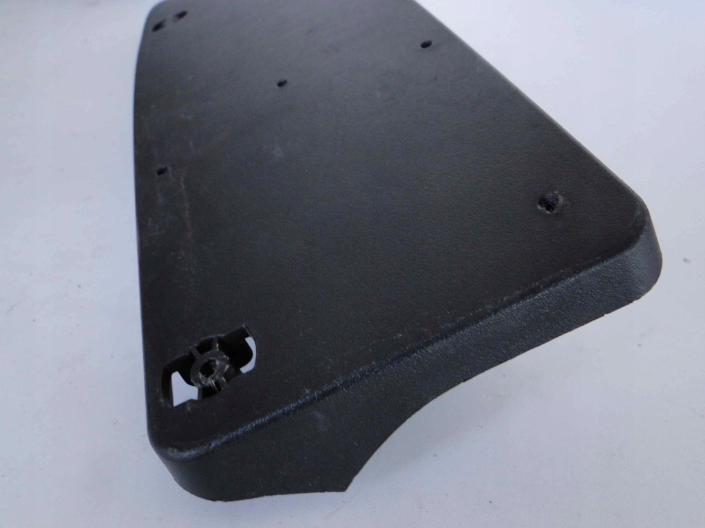 Mercedes sl r231 231 підкладка під  номерний знак європа przedlift в Україні