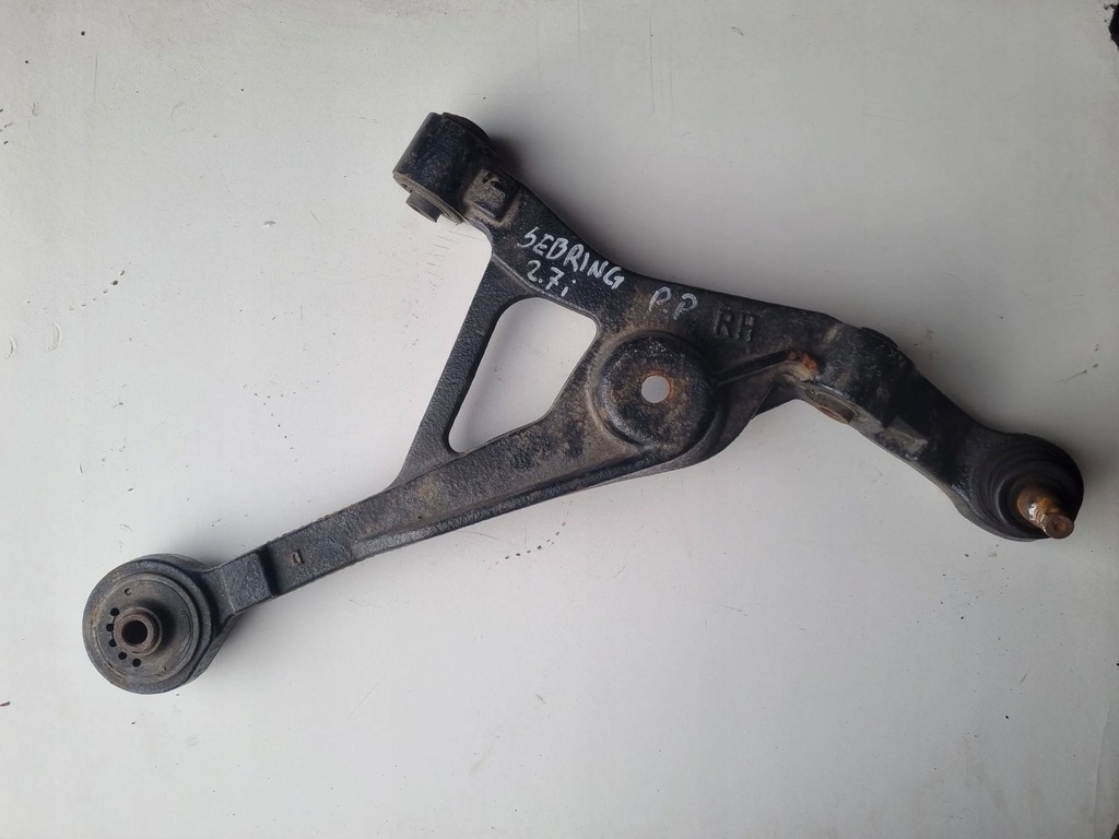 фото №1, Chrysler sebring ii рычаг правый перед 2.7 v6