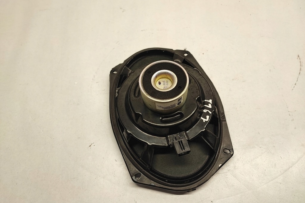 фото №12, Динамик передних правых дверь dodge charger 68043032ad 6.4l бензиновый