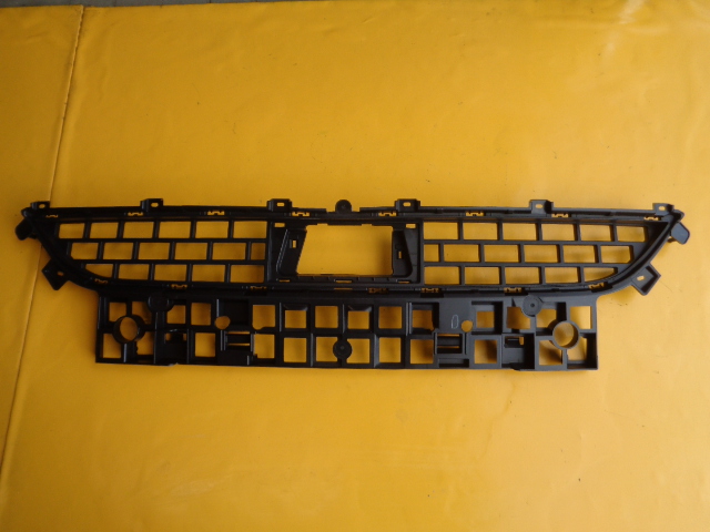 фото №1, Renault master 2020 - решітка решітка радіатора бампера перед