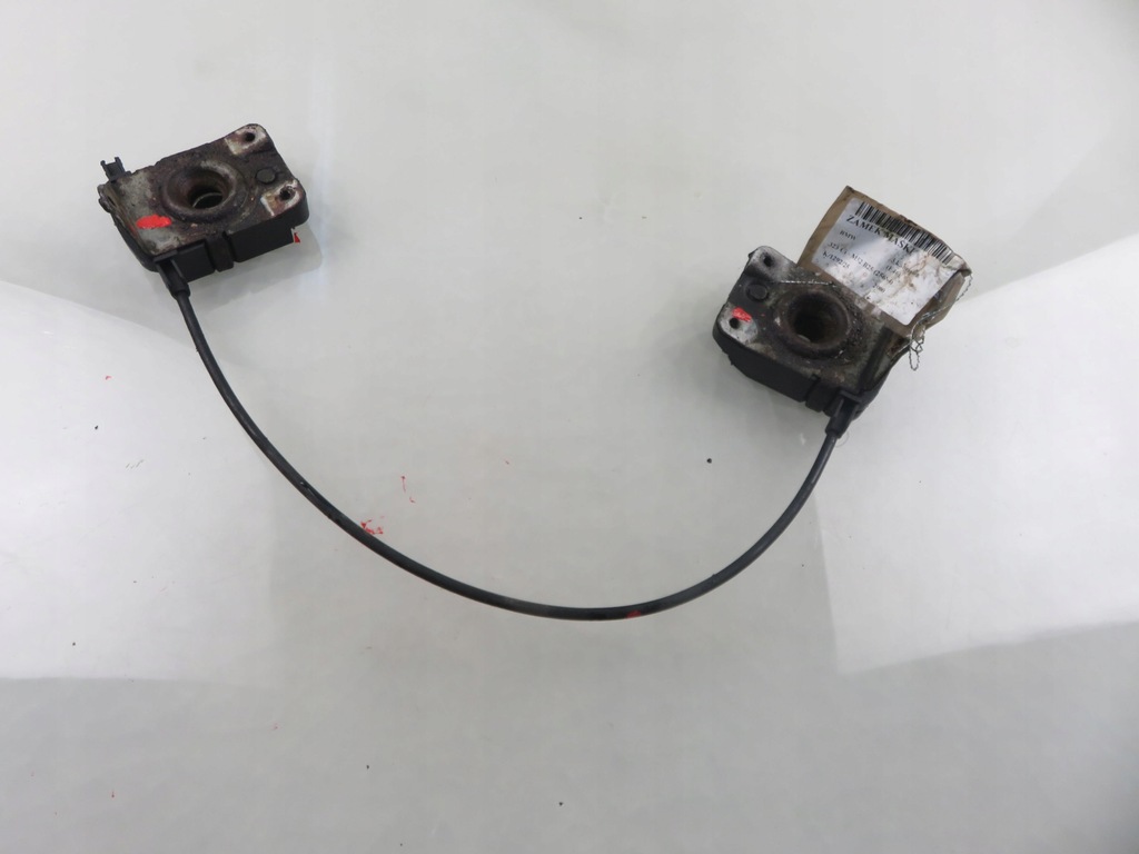 фото №1, Замок капот m1077227